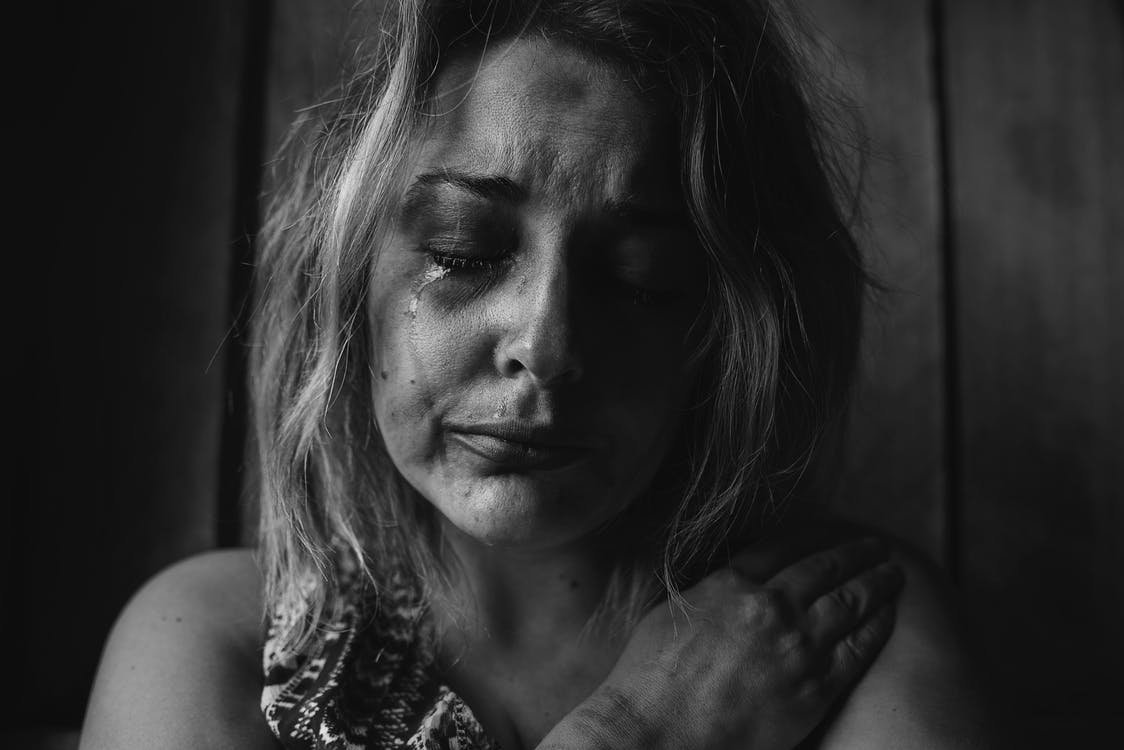 A nőket érintő depresszió 9 tünete, amire nagyon oda kell figyelni!