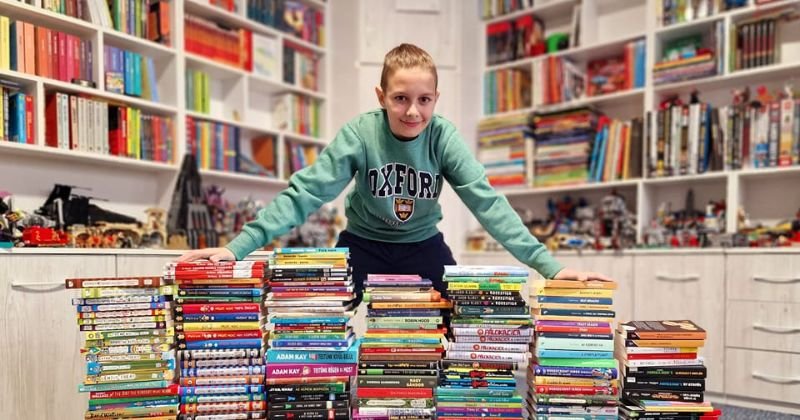 Ez a 12 éves erdélyi legényke, csak tavaly 185 könyvet olvasott el